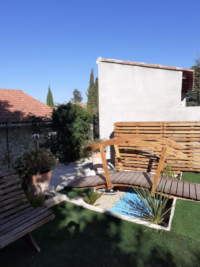 L'Escale D'Aubagne Votre Refuge Chaleureux Pour Un Sejour Relaxant Villa Exterior photo