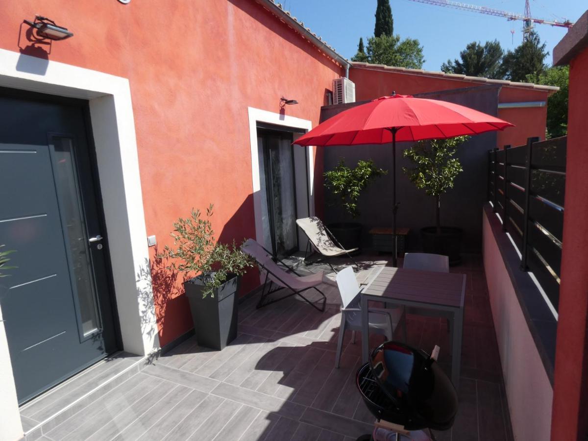 L'Escale D'Aubagne Votre Refuge Chaleureux Pour Un Sejour Relaxant Villa Exterior photo